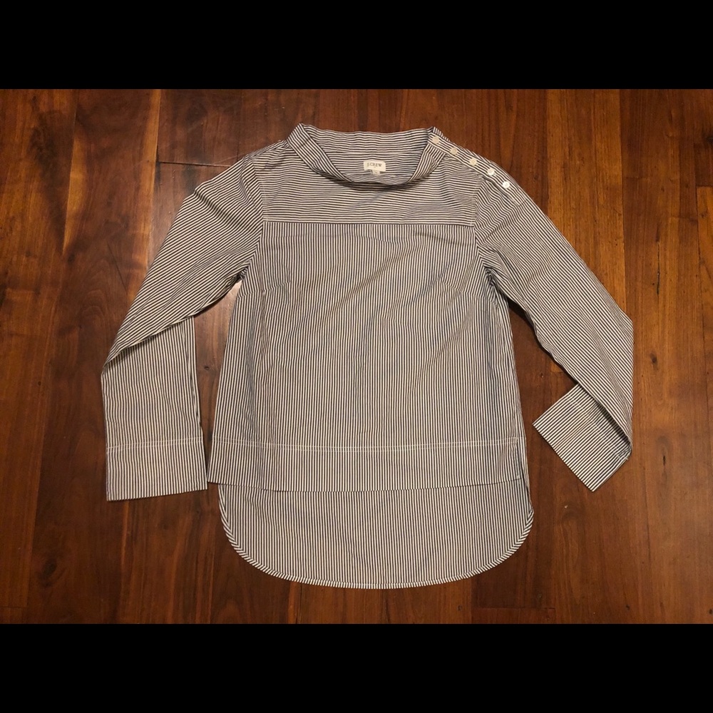 NEW WITH TAGS J. Crew Funnelneck Blouse Size 0